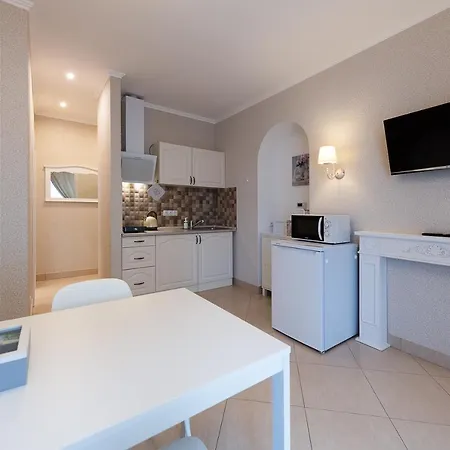 All Seasons Appartement *