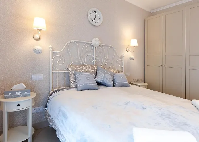 All Seasons Apartament